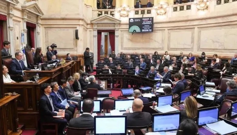 Con concesiones a gobernadores y a la CGT, el Senado discute hoy la reforma&nbsp;laboral