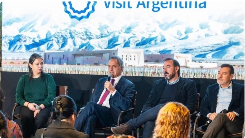 Scioli rechazó las versiones de que Argentina es un destino caro