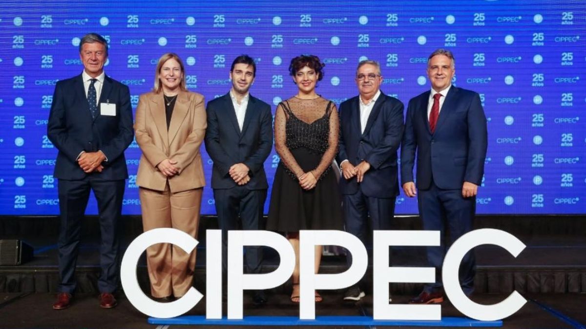 Amplio arco político y empresarial participó de la cena anual del CIPPEC